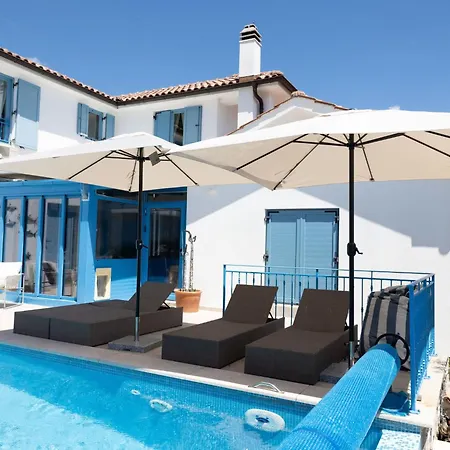 Koko By Interhome Breza